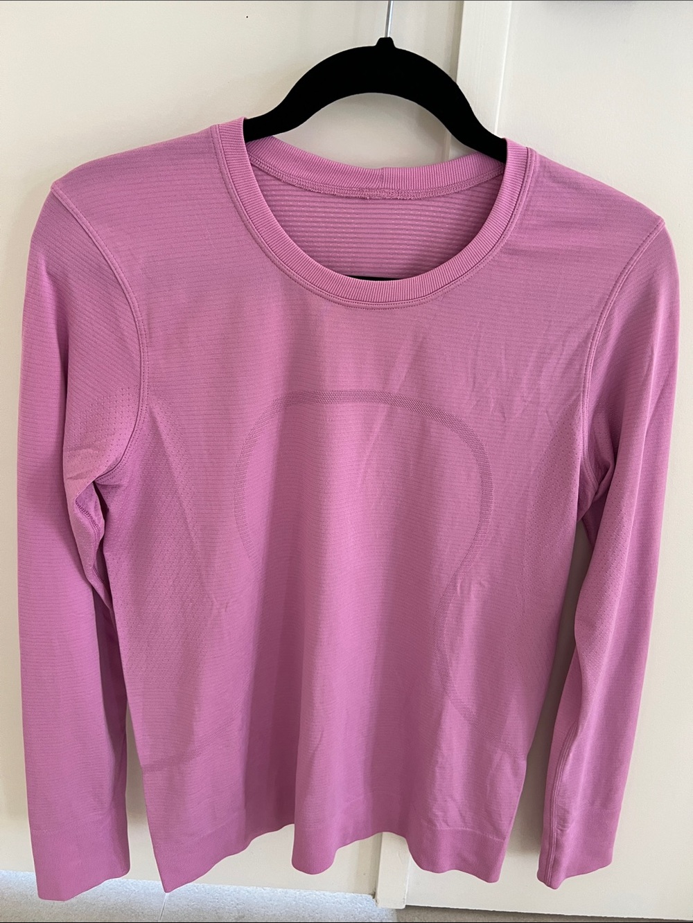 Lululemon Relaxed Swiftly Long sleeve Crewneck Top in  Pink